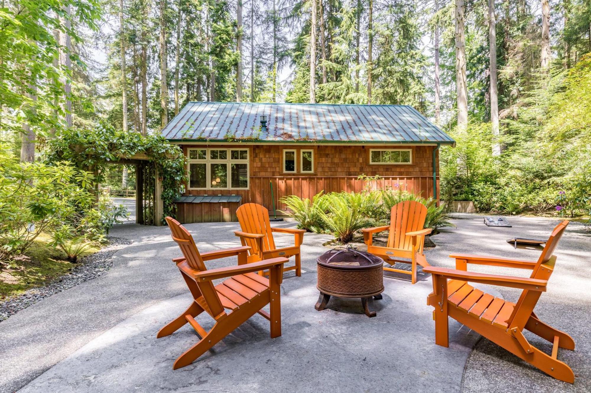 The Cottage At Herons Roost By Avantstay Langley Exterior photo